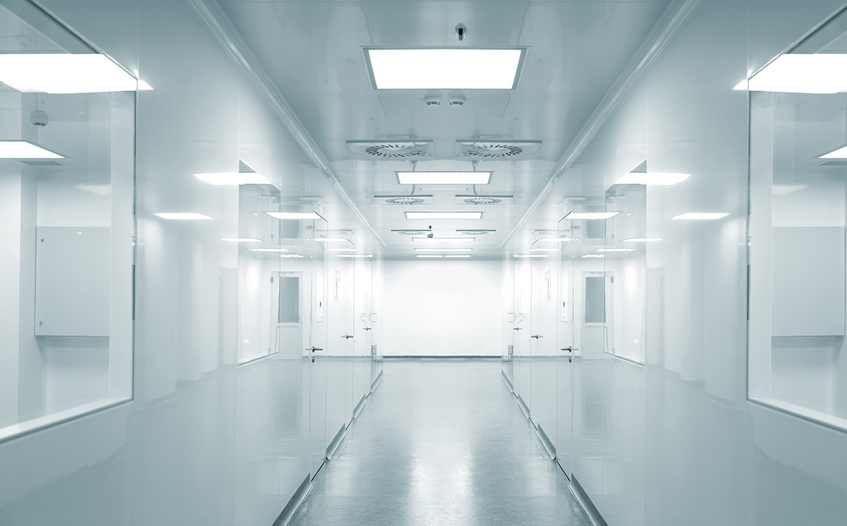 clean_white_rooms